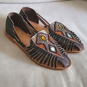 Chinese Laundry Nandi Upper Leather Beaded Sandals Size 8.5 M US